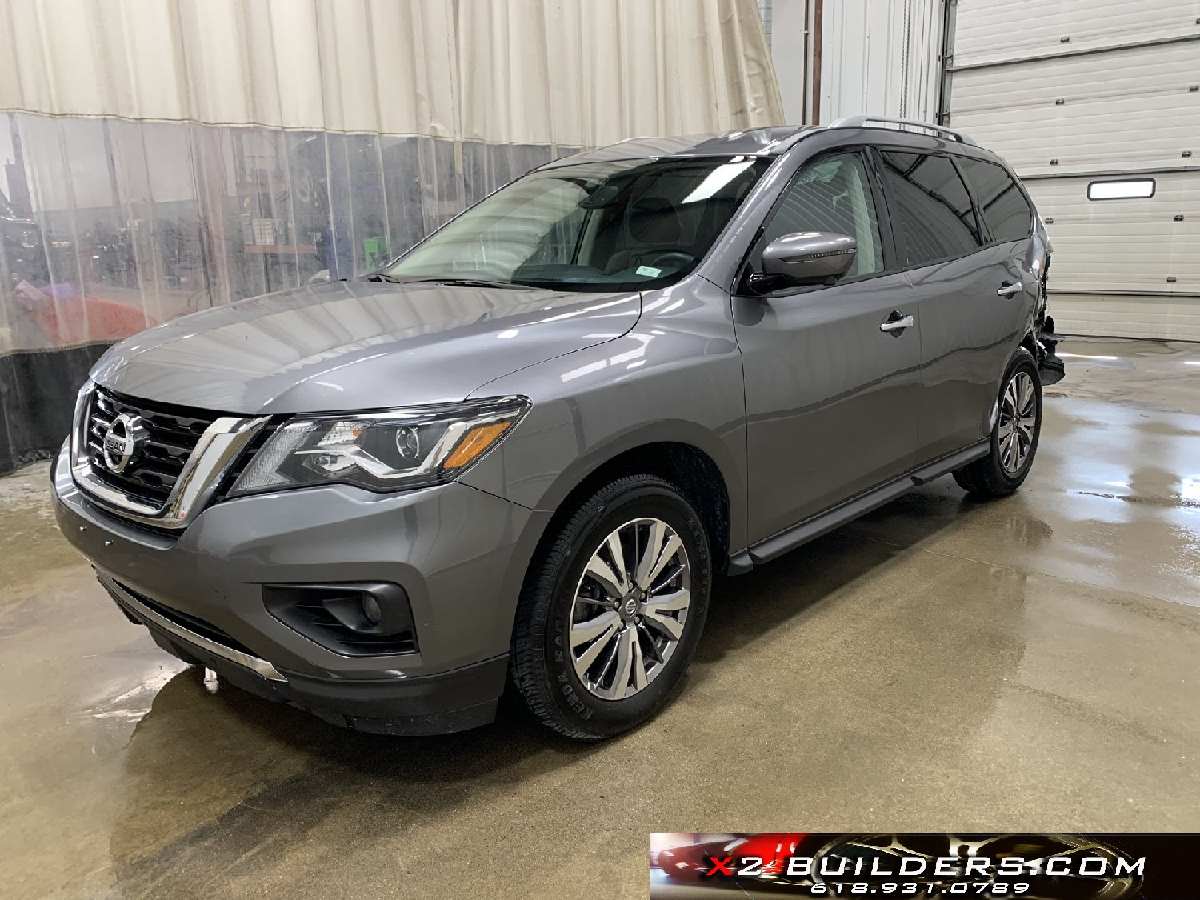 2019 Nissan Pathfinder S